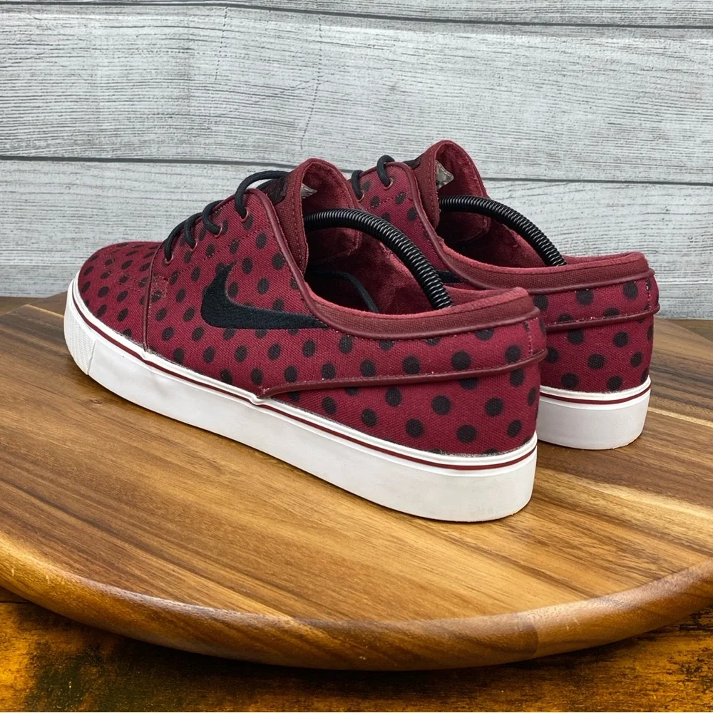 Nike SB Zoom Stefan Janoski Canvas Team Red Polka Dot Shoe 705190-601 Men’s 12